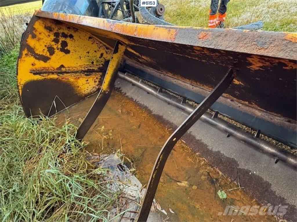 Dalen Strøkasse Lâminas de neve e arados