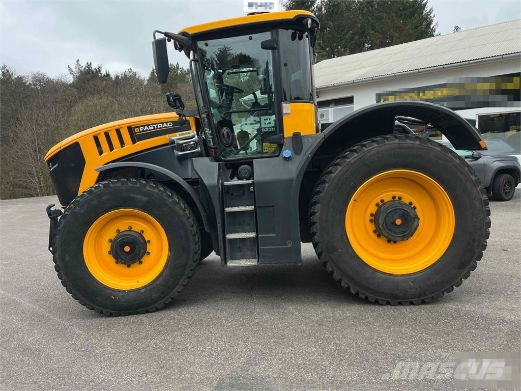 JCB Fastrac 8330 Tratores Agrícolas usados