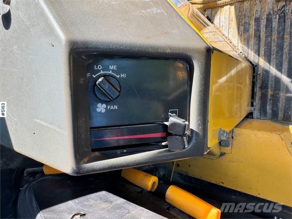 Komatsu WA420-1 Carregadeiras de rodas