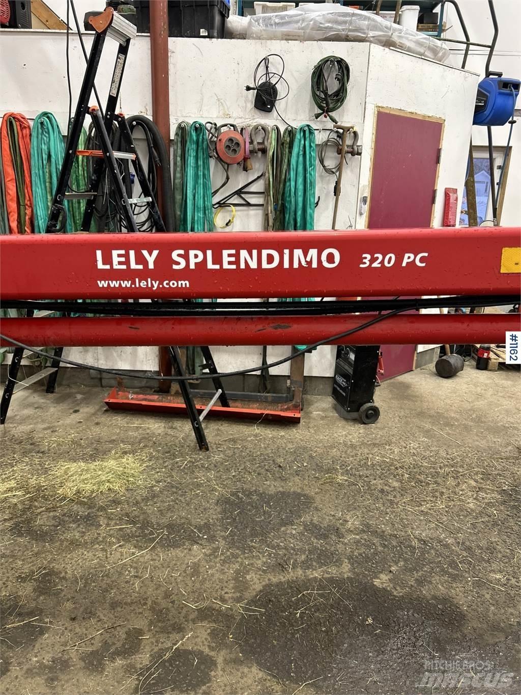 Lely 320 PC Outro equipamento de ceifa