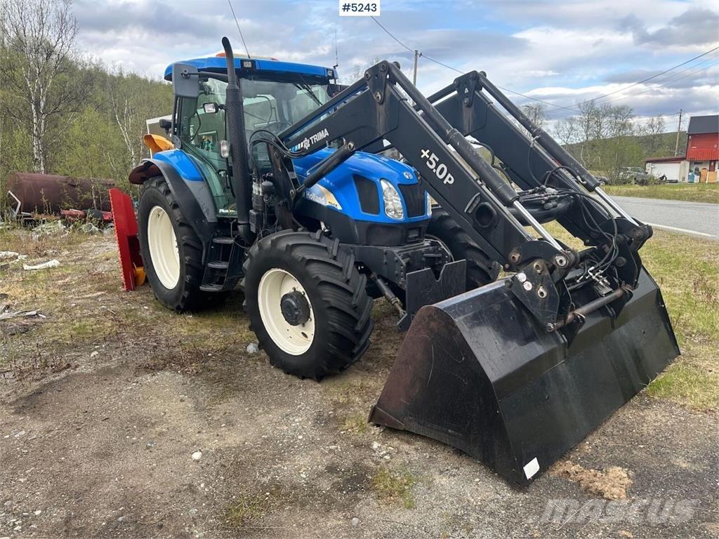 New Holland TS135 Tratores Agrícolas usados