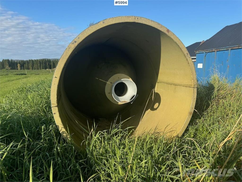  Silo Ca. 25 kubikk Outros acessórios de tractores