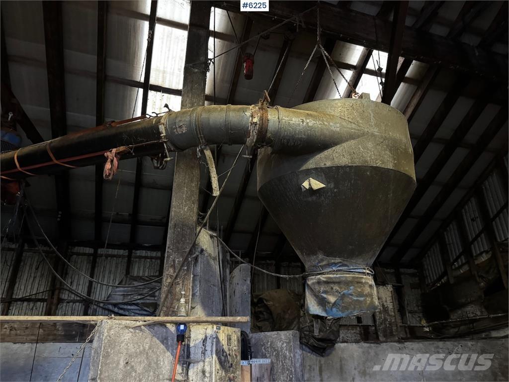 TKS Fylltømmer. Outros acessórios de tractores