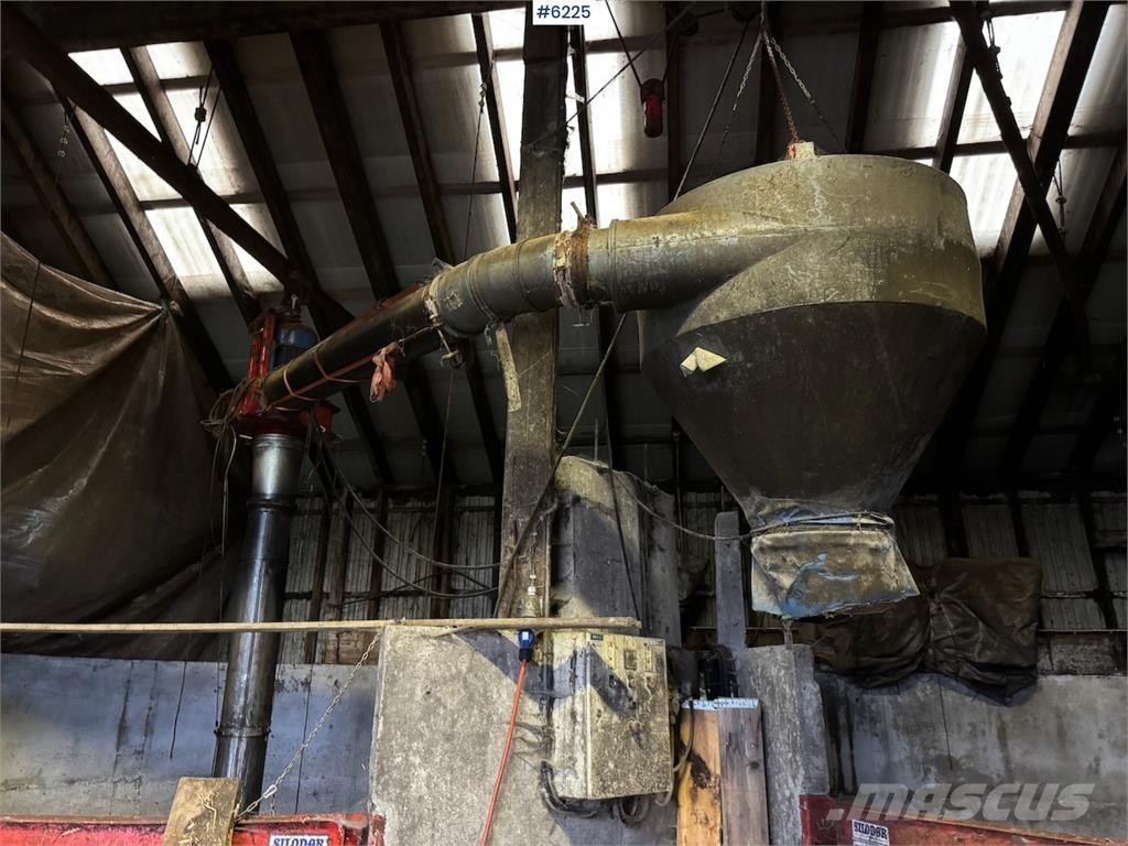 TKS Fylltømmer. Outros acessórios de tractores