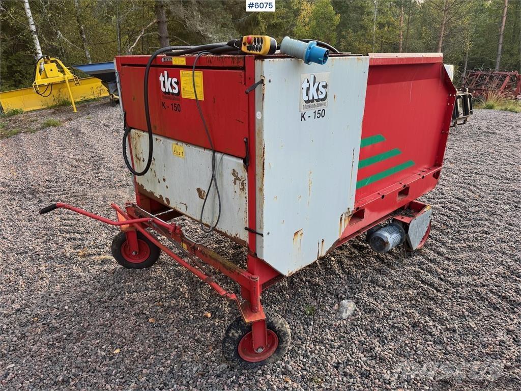 TKS K-150 Outro equipamento de ceifa