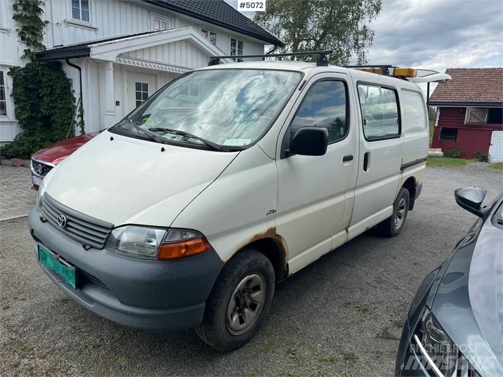 Toyota Hiace 4WD Carrinhas de caixa fechada