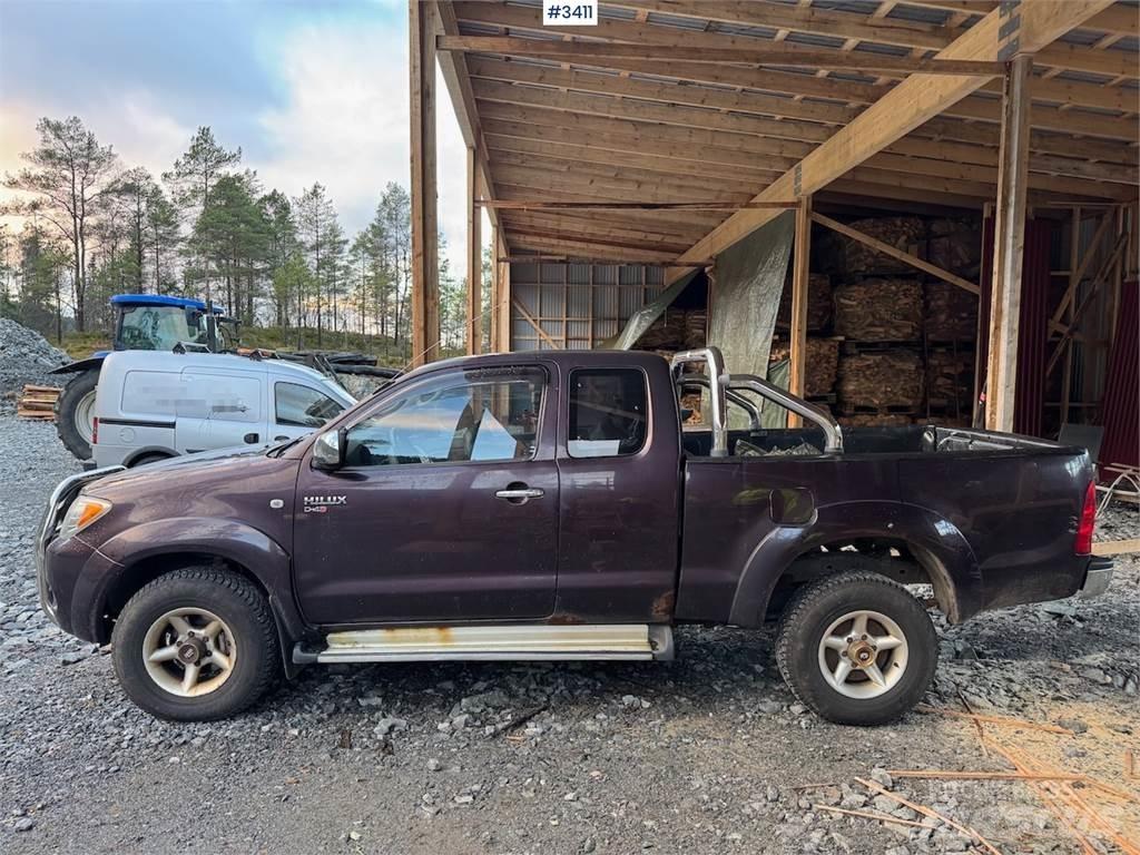 Toyota Hilux Outros