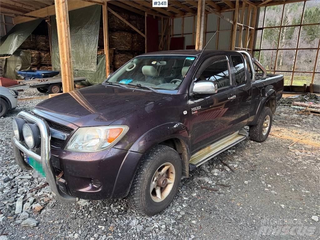 Toyota Hilux Outros