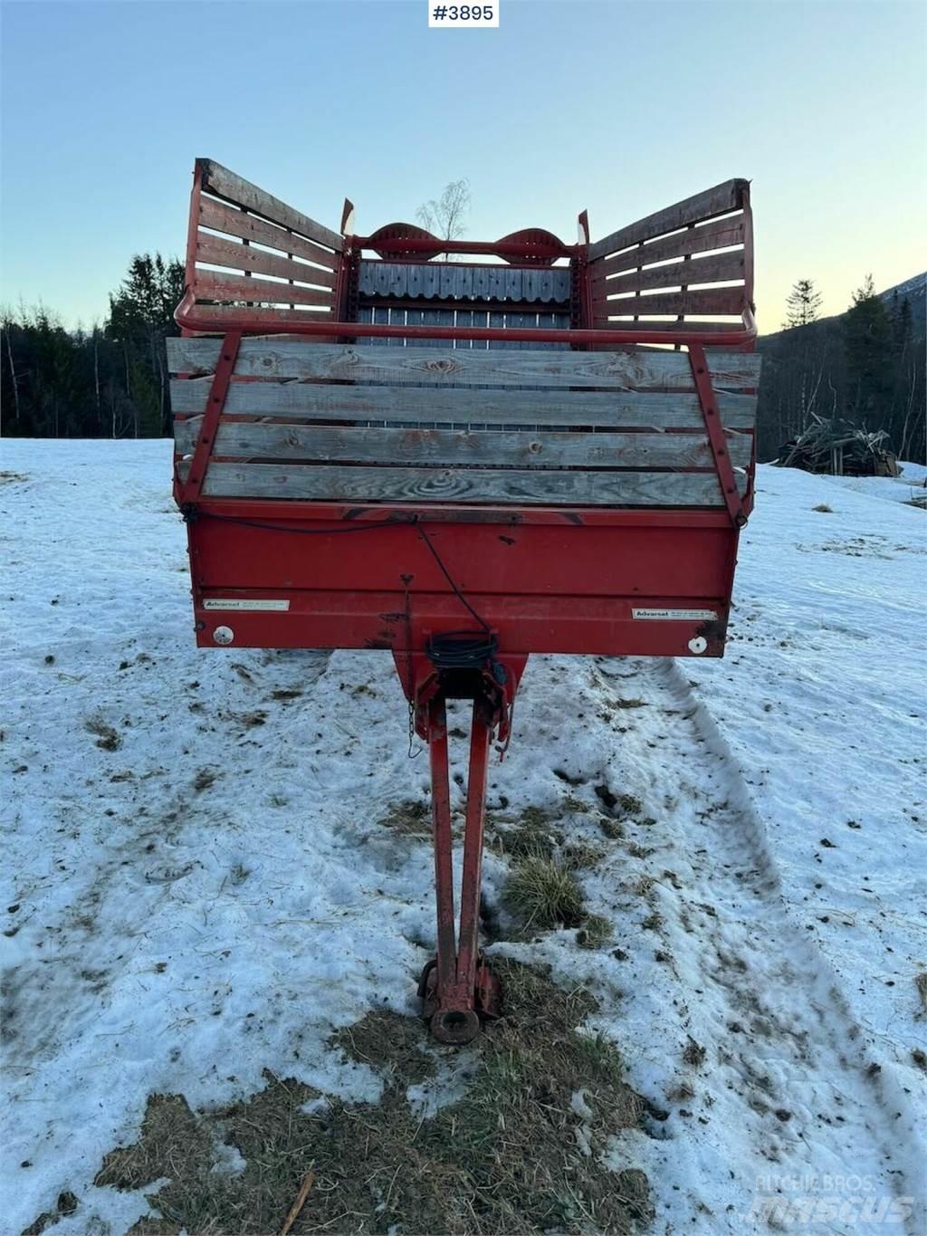 Underhaug 7000 Reboques forrageiros
