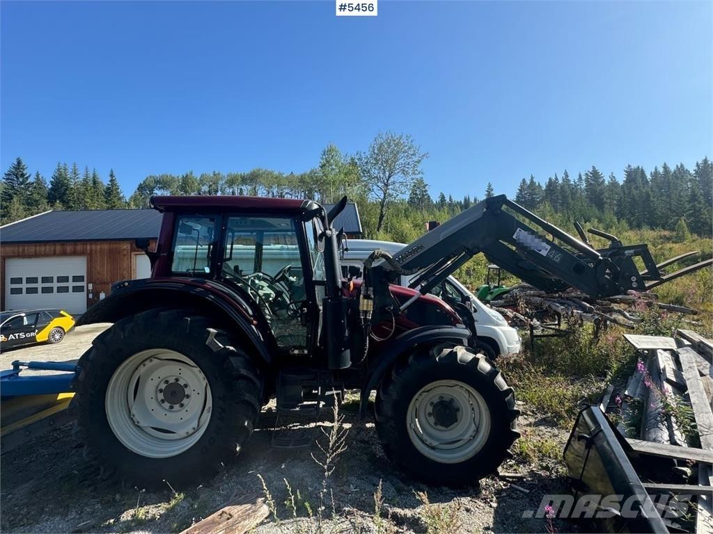 Valtra N123 Tratores Agrícolas usados