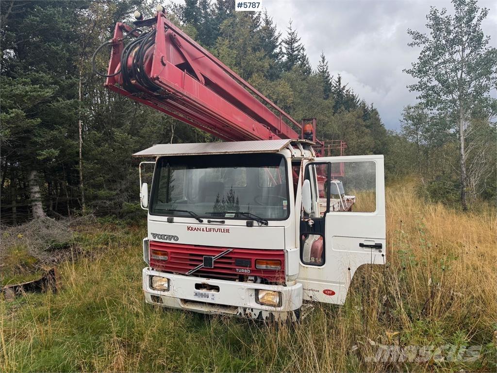 Volvo FL614 Plataformas aéreas montadas em camião