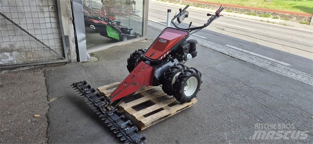 Aebi HC 44 Hydro Corta-Relvas Riders