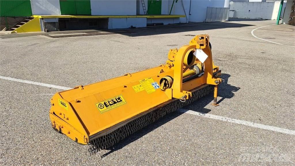 Berti Dual 285 Gadanheiras e cortadores de folhas para pastos