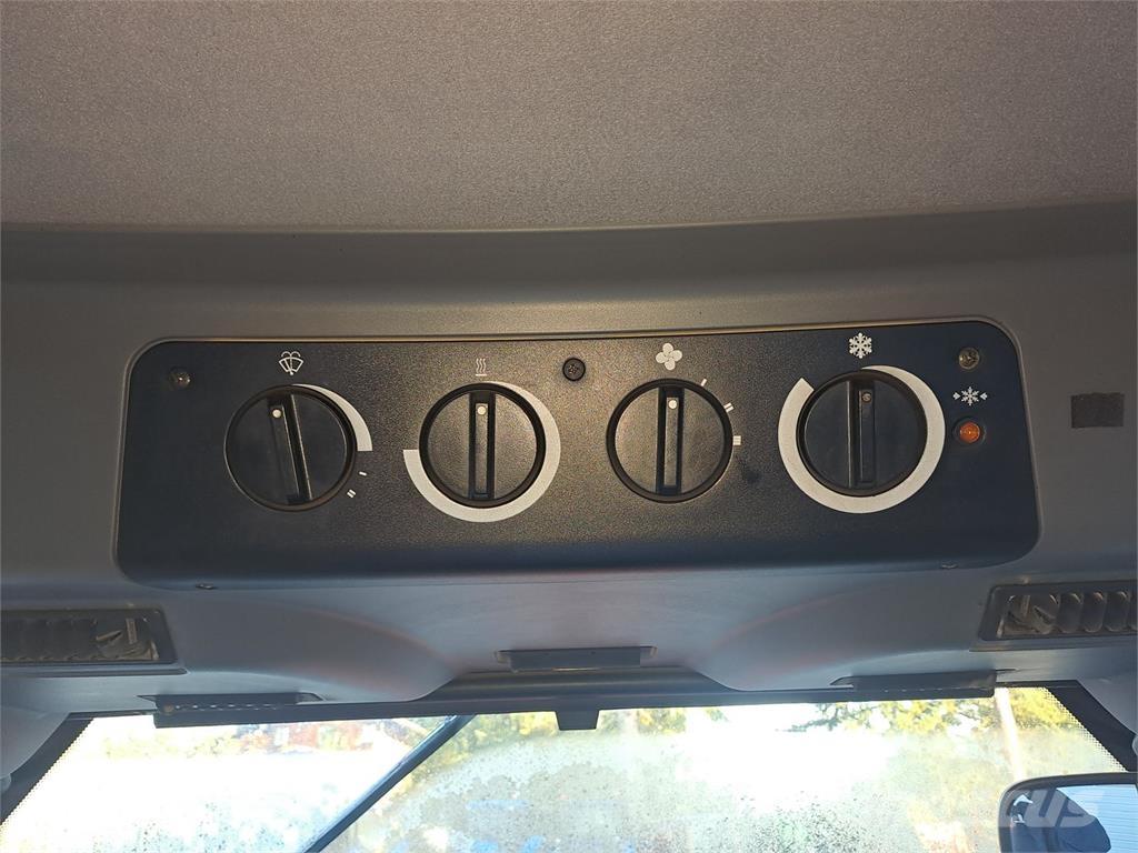 Case IH MX 135 Tratores Agrícolas usados