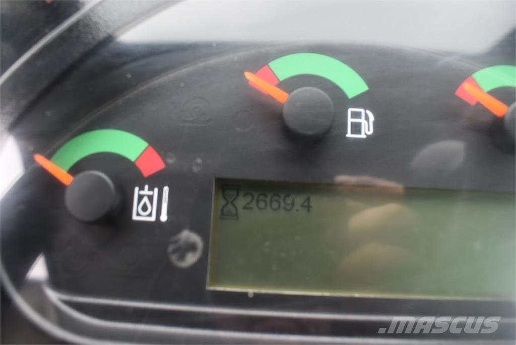 CAT 906M Carregadeiras de rodas