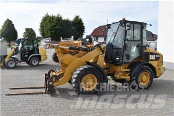 CAT 907M Carregadeiras de rodas