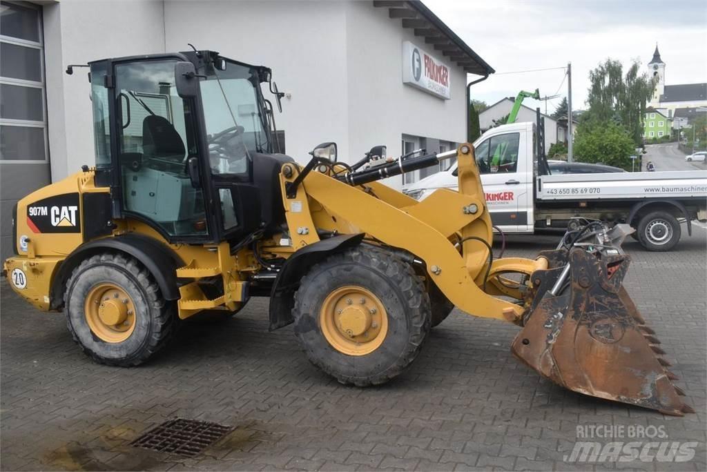 CAT 907M Carregadeiras de rodas
