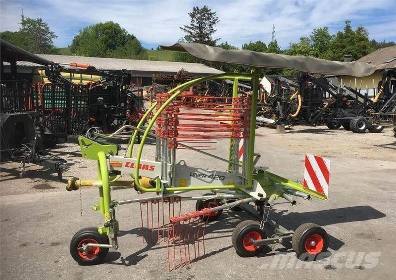 CLAAS Liner 420 Encordoadores de Feno