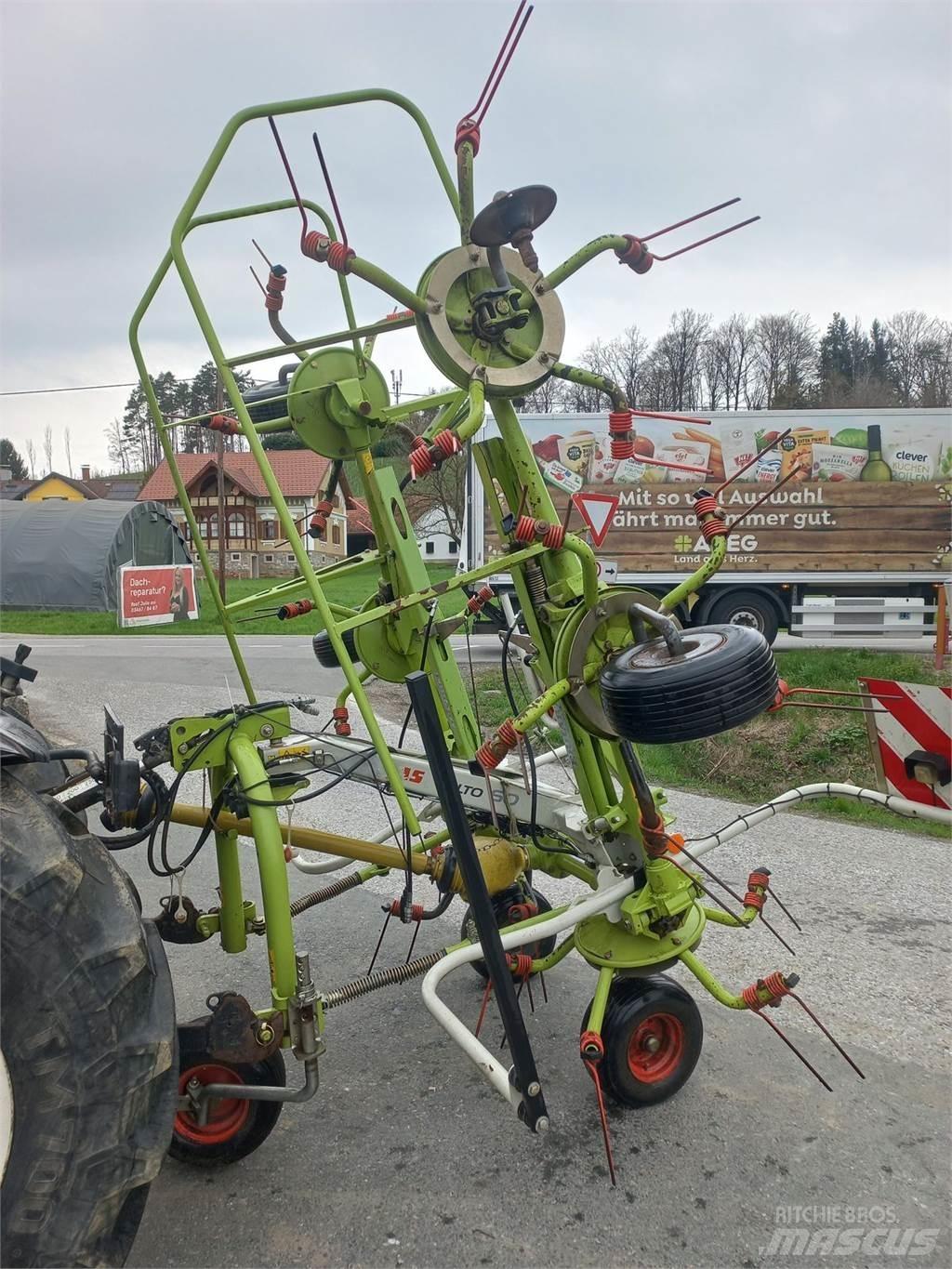 CLAAS Volto 600 Ancinho virador