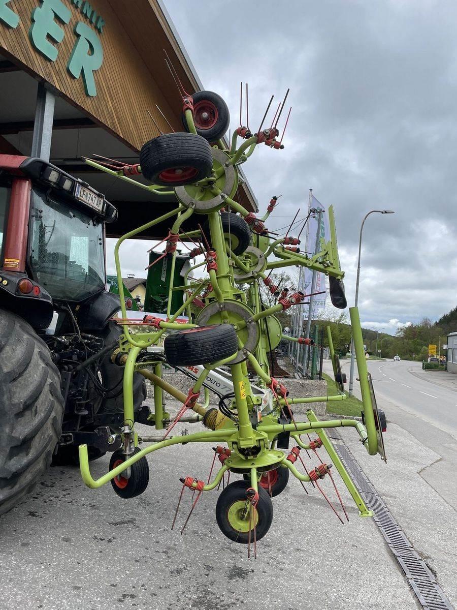 CLAAS Volto 77 Ancinho virador