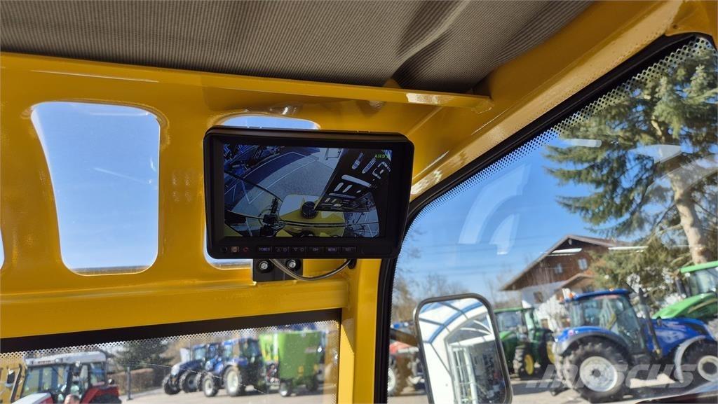 Eurotrac W12 s Carregadoras frontais e escavadoras