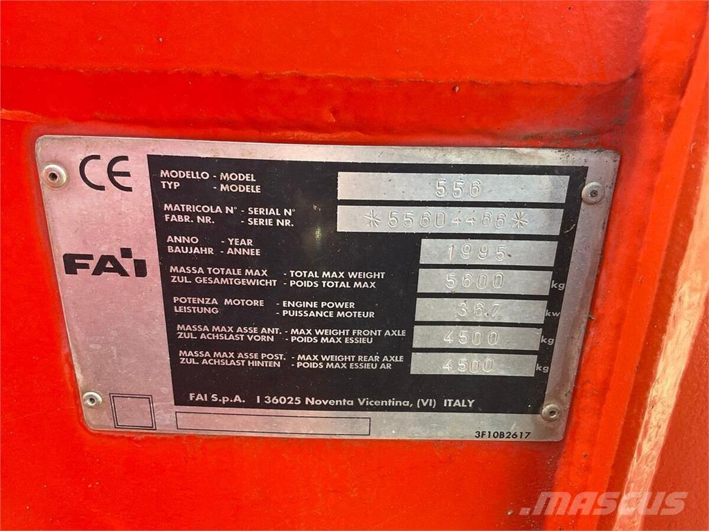 Fai 556 Carregadoras frontais e escavadoras