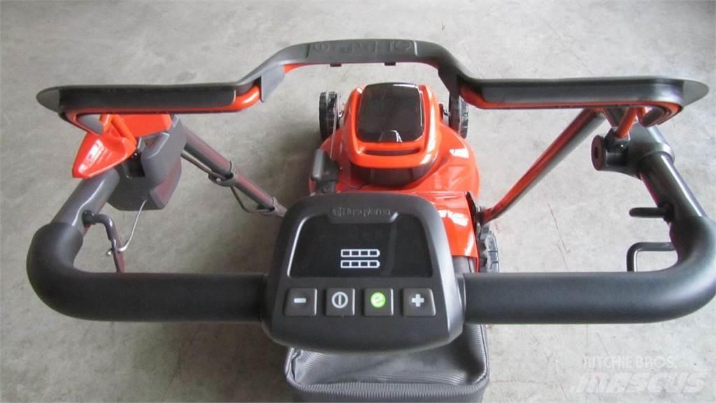 Husqvarna LC 347iVX Corta-Relvas Riders