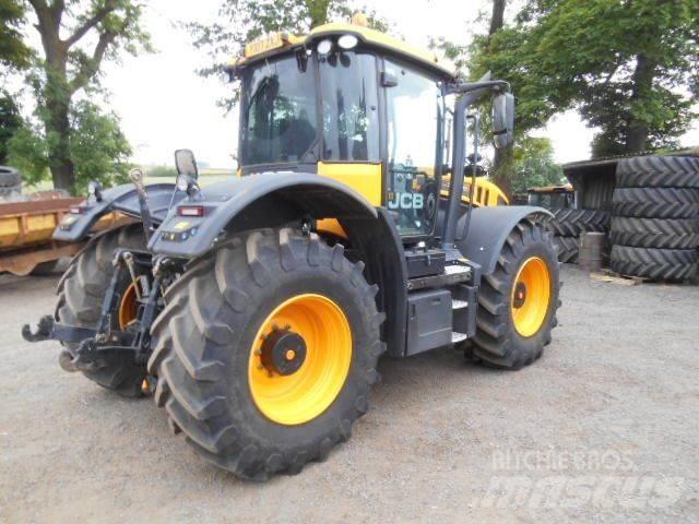 JCB 4220 Tratores Agrícolas usados