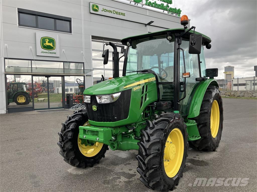 John Deere 5067E Tratores Agrícolas usados