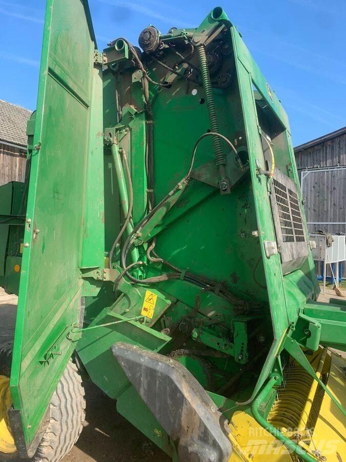 John Deere 592C Enfardadeira de rolos