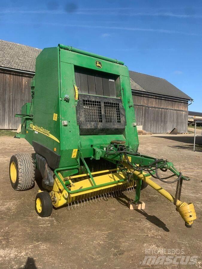 John Deere 592C Enfardadeira de rolos