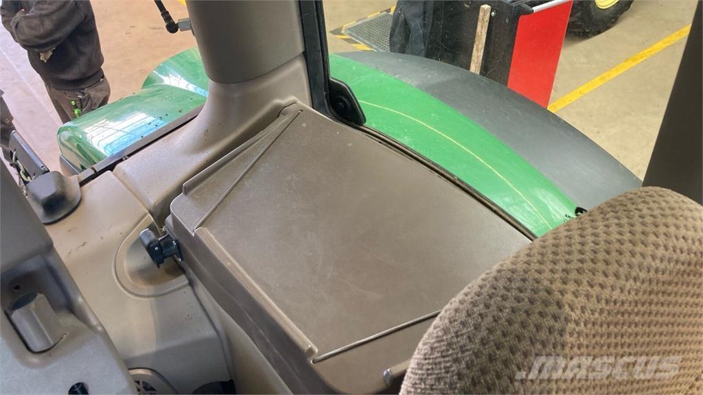 John Deere 6130R Tratores Agrícolas usados