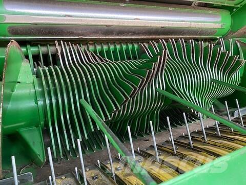 John Deere 960 Enfardadeira de rolos