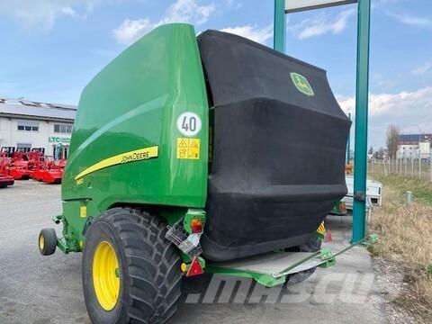 John Deere 960 Enfardadeira de rolos