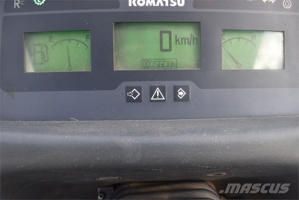 Komatsu WA100M-7 Carregadeiras de rodas