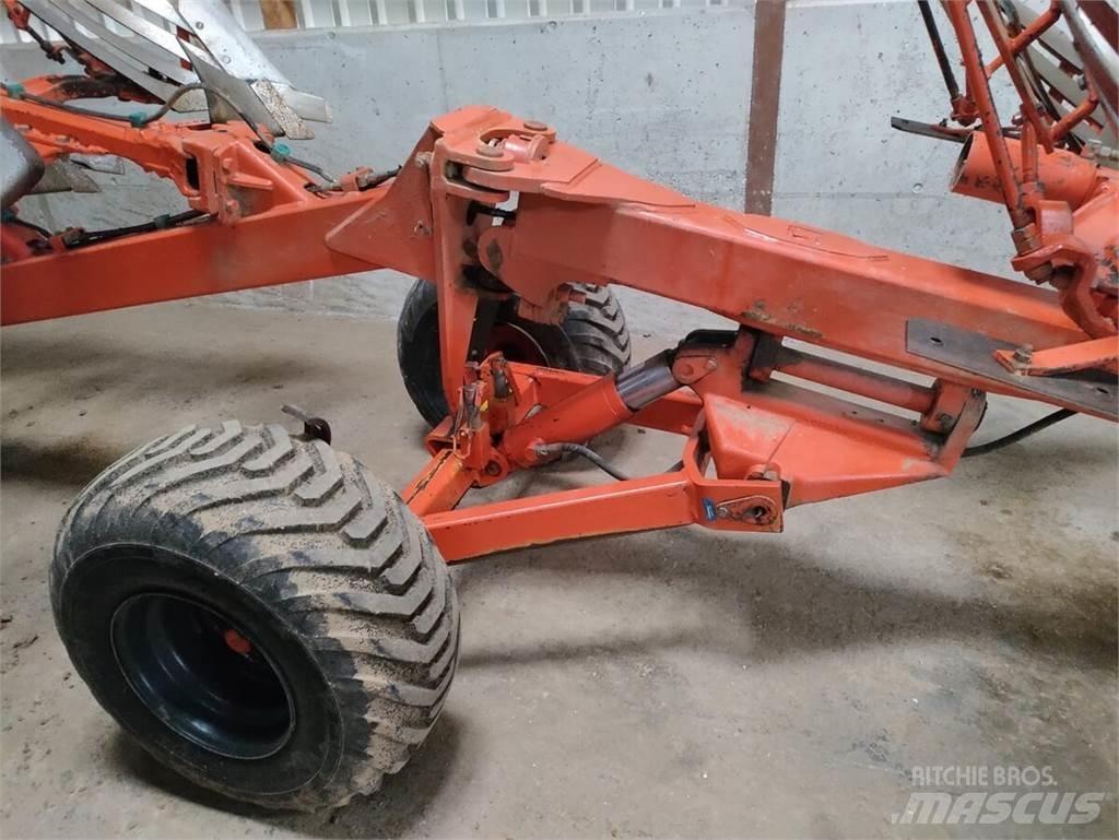 Kuhn Manager 8 NSH Charruas convencionais