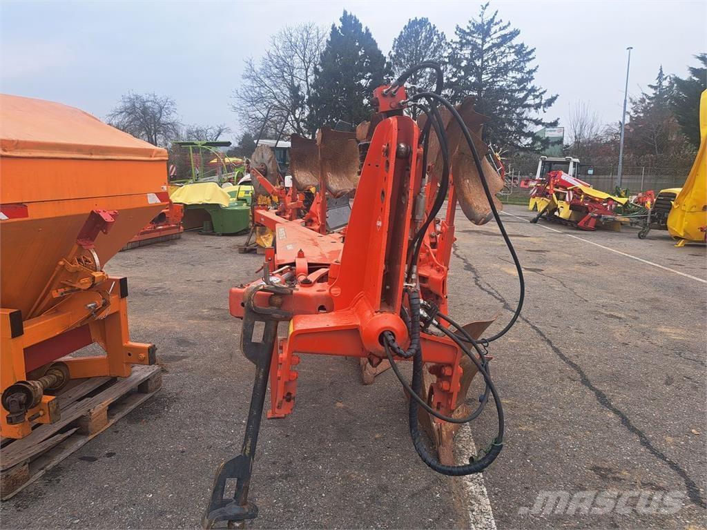 Kuhn Varimaster 123 Charruas convencionais