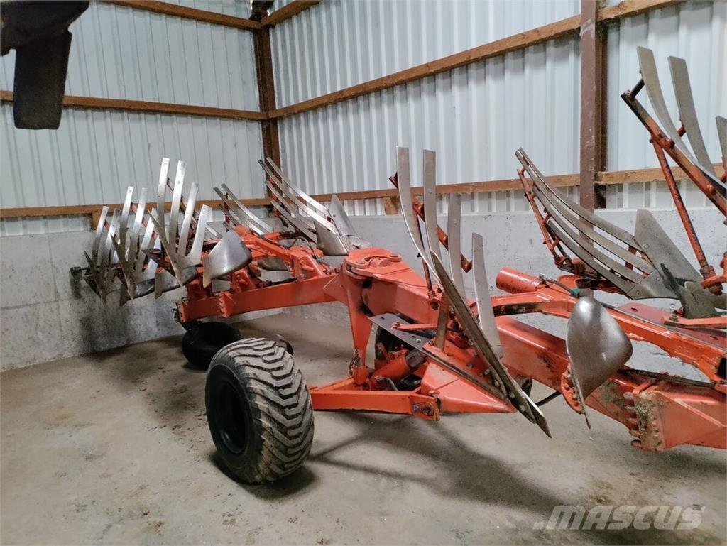 Kühne Manager 8 NSH Charruas convencionais