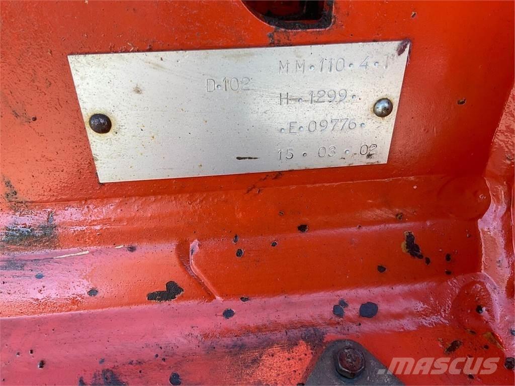 Kühne MM 110 4T Charruas convencionais