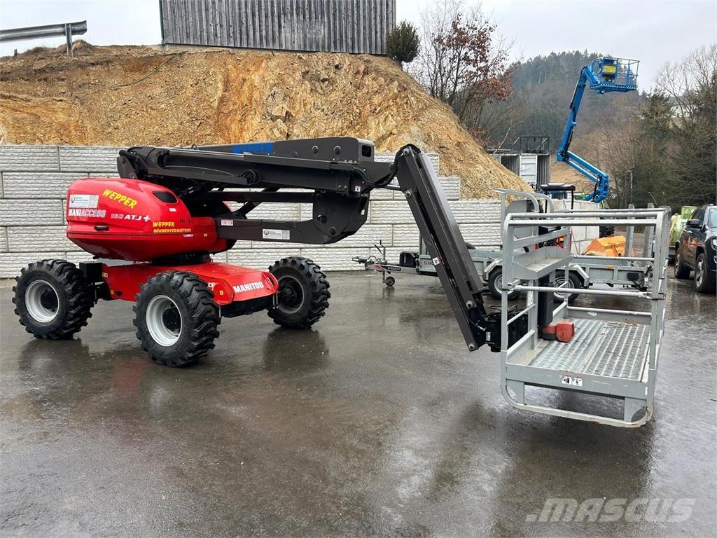 Manitou 160ATJ + Elevadores braços articulados