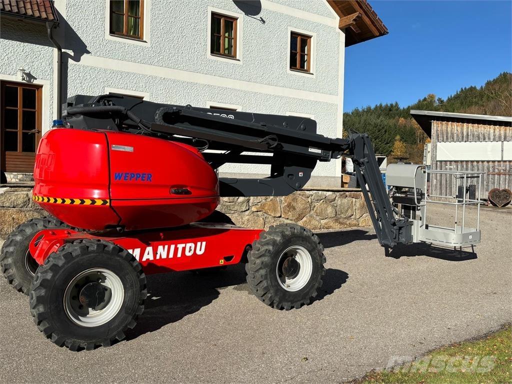 Manitou 160ATJ + Elevadores braços articulados