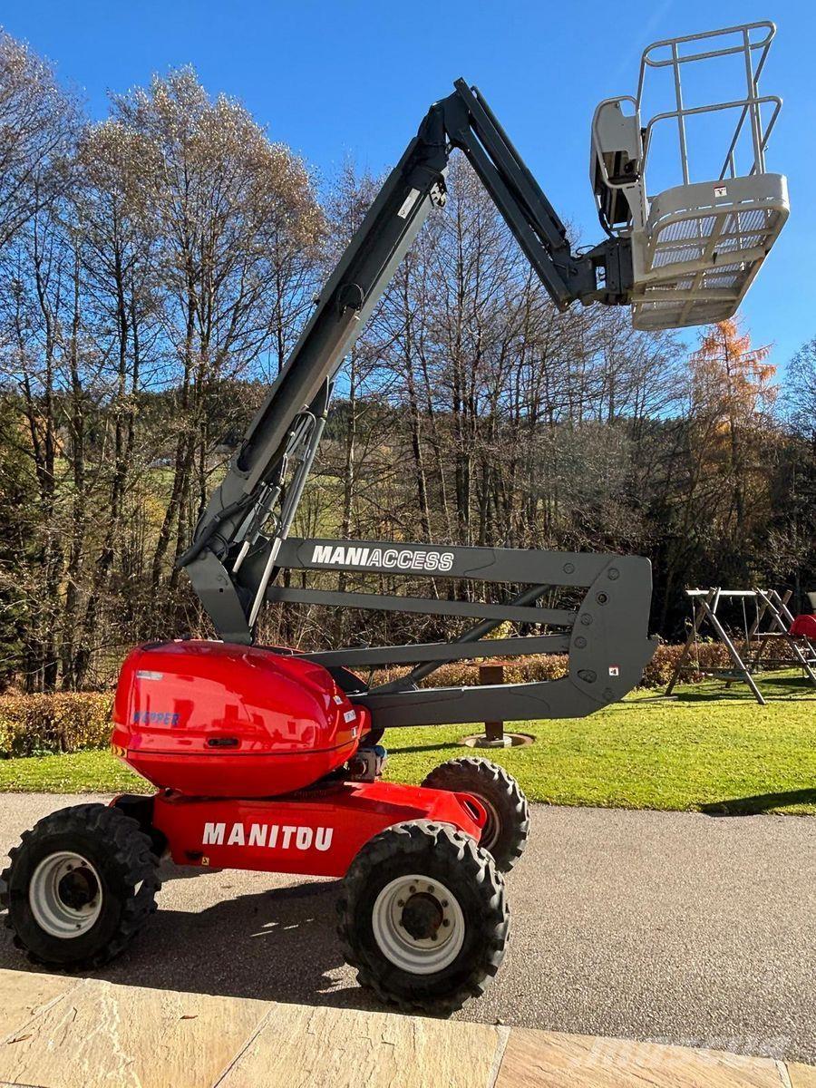 Manitou 160ATJ + Elevadores braços articulados