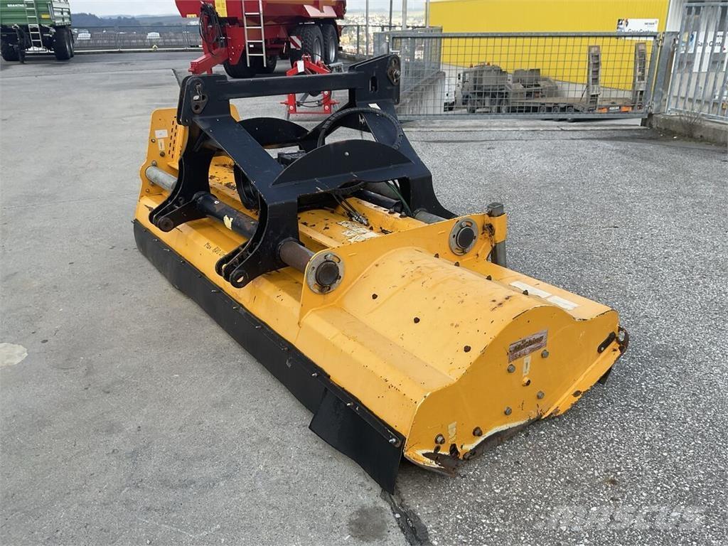 Müthing MU pro 300 Gadanheiras e cortadores de folhas para pastos