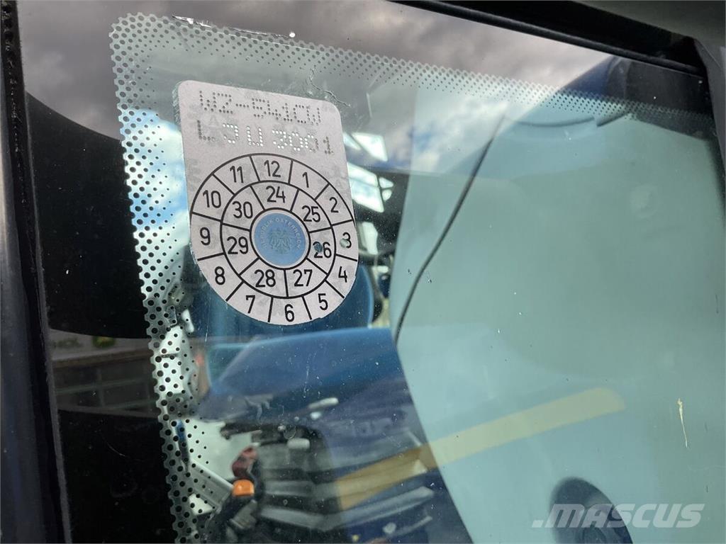 New Holland T 5030 Tratores Agrícolas usados