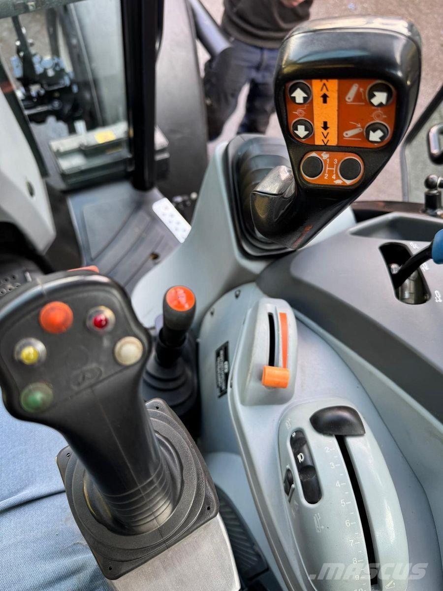 New Holland T4.115 Tratores Agrícolas usados