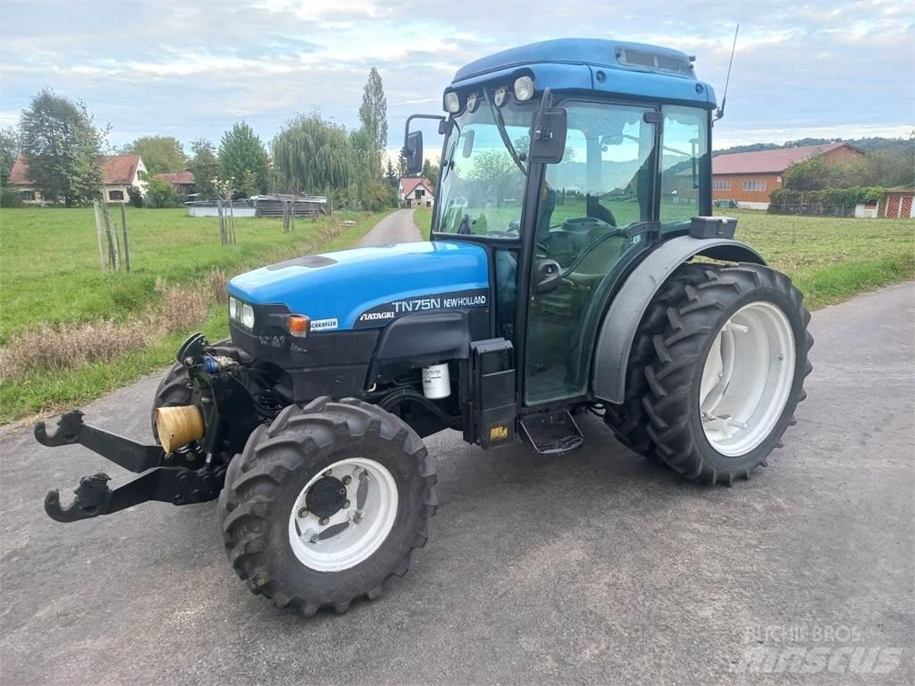 New Holland TN-N 75 Tratores Agrícolas usados
