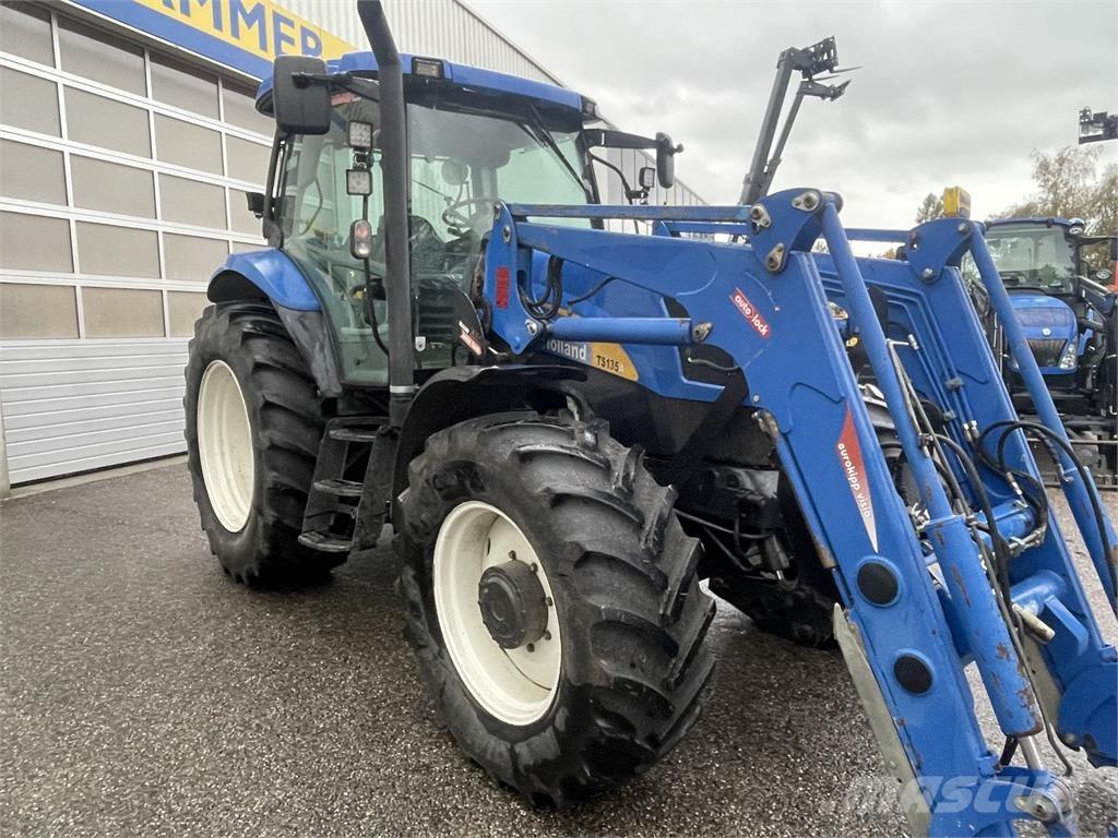 New Holland TS135A Tratores Agrícolas usados