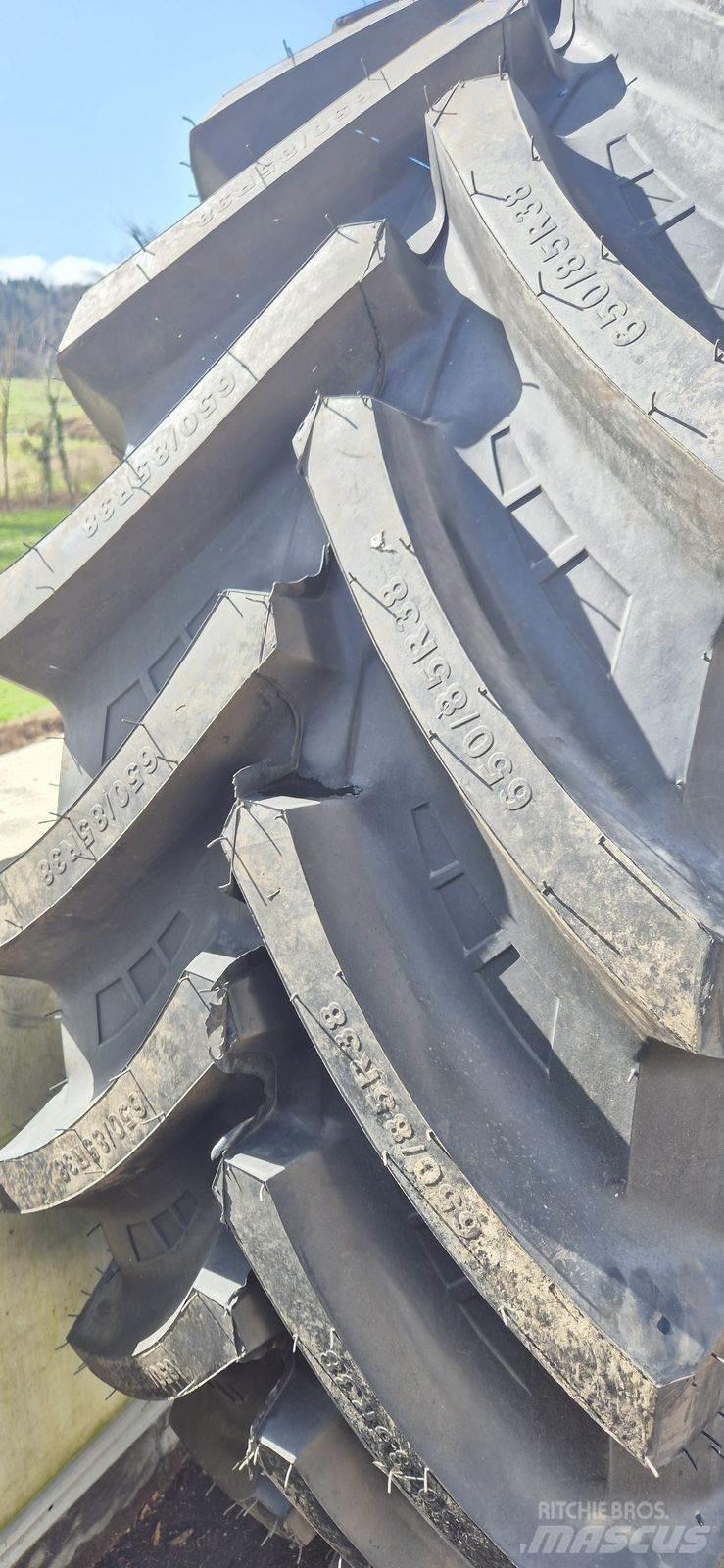 Petlas 650/85 R38 Pneus Agrícolas