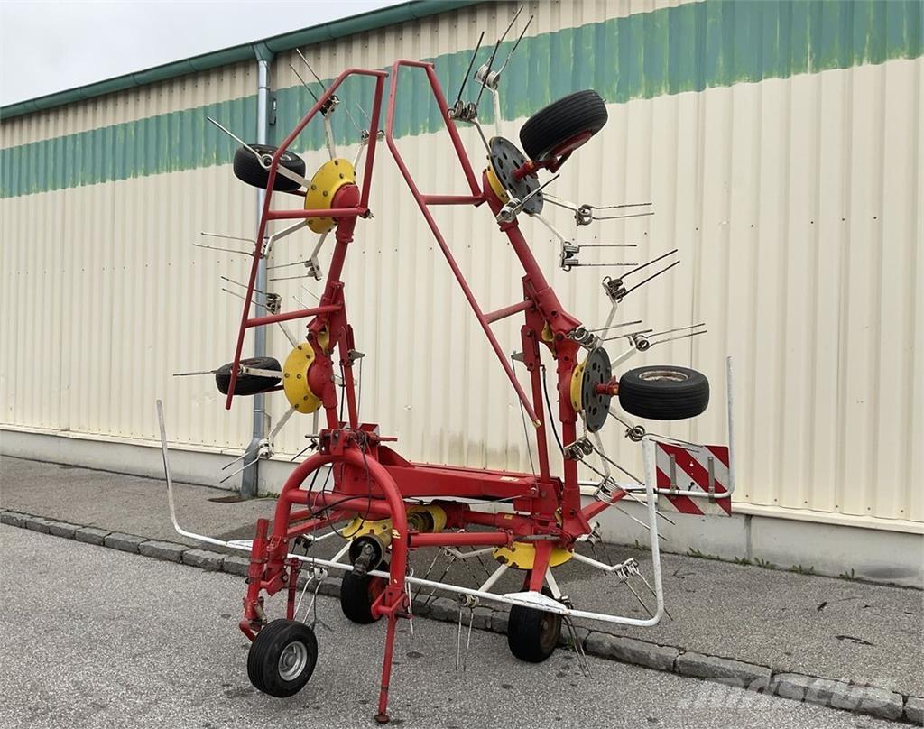 Pöttinger HIT 69 N Ancinho virador