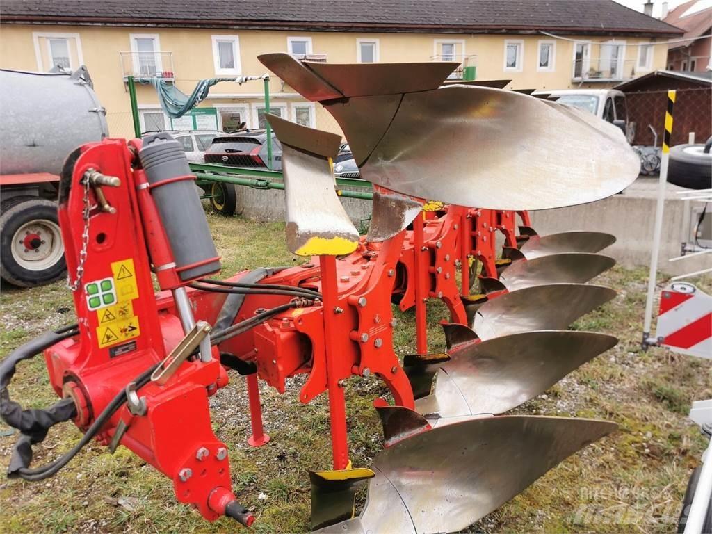 Pöttinger SERVO 45 Charruas convencionais